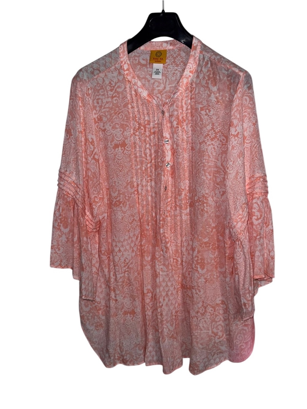 Ruby Rd Tropical Oasis
Women's Patchwork Silky Gauze Ruffled‎ Henley Top Size 3X